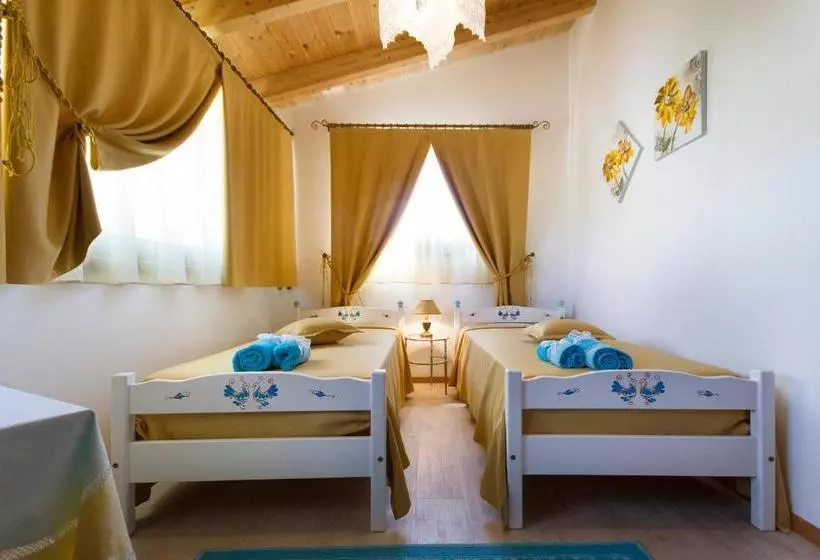 ベッドアンドブレックファースト Sa Mariposa