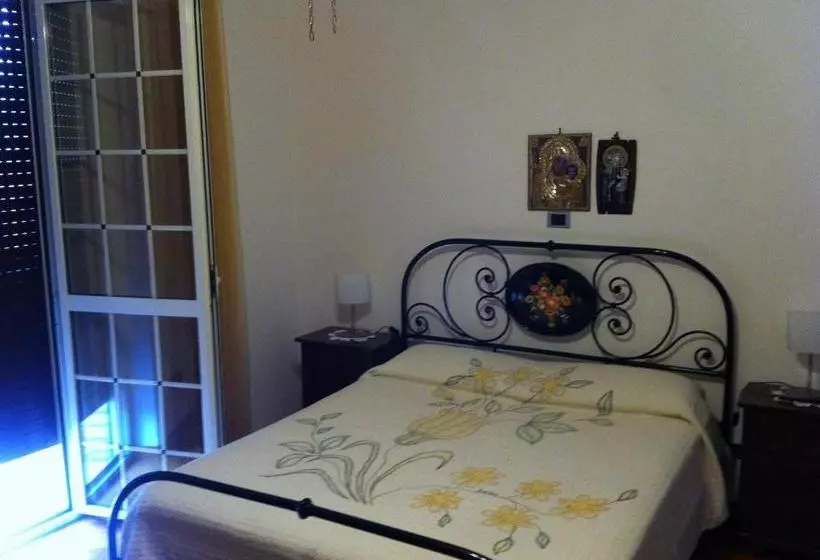 Aamiaismajoitus (B&B) Villa Emma