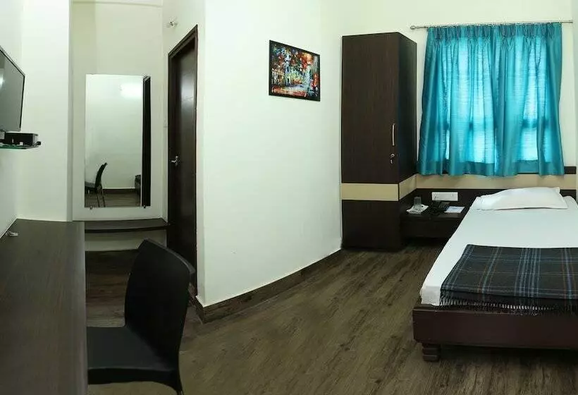 Hotel Chanakya