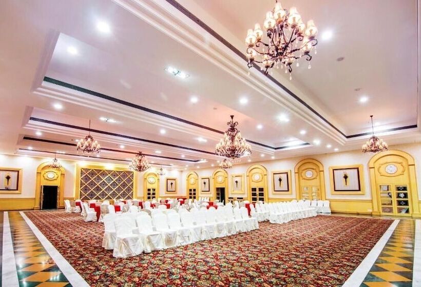 בית מלון כפרי Club Paraiso