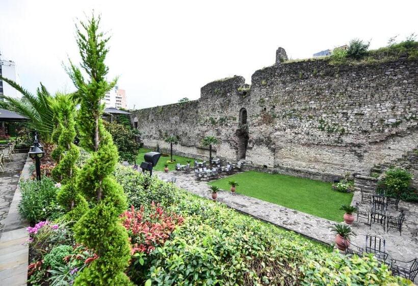 فندق Real Scampis