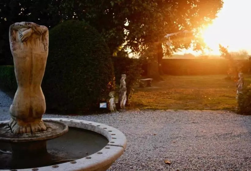 Hotelli Villa Aurora Di Ferracciano