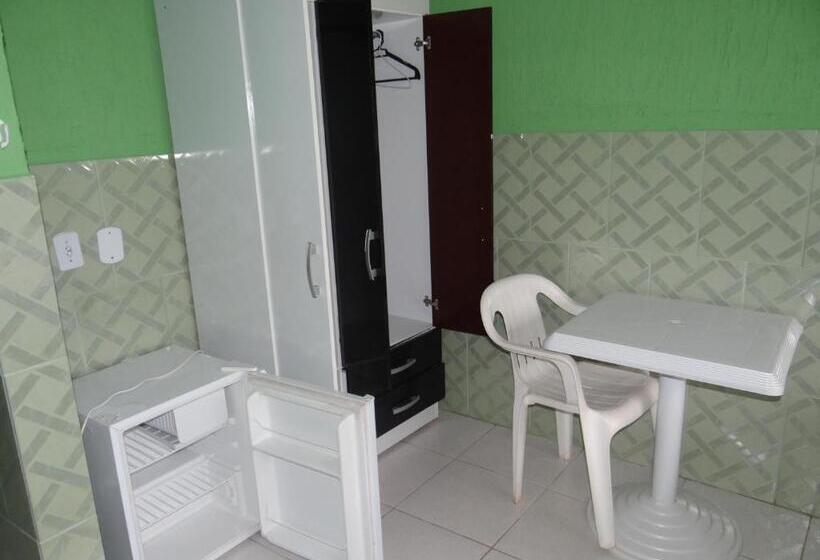 בית מלון כפרי Yves