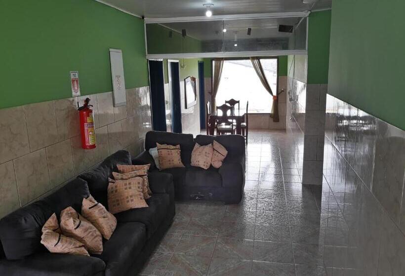 בית מלון כפרי Yves