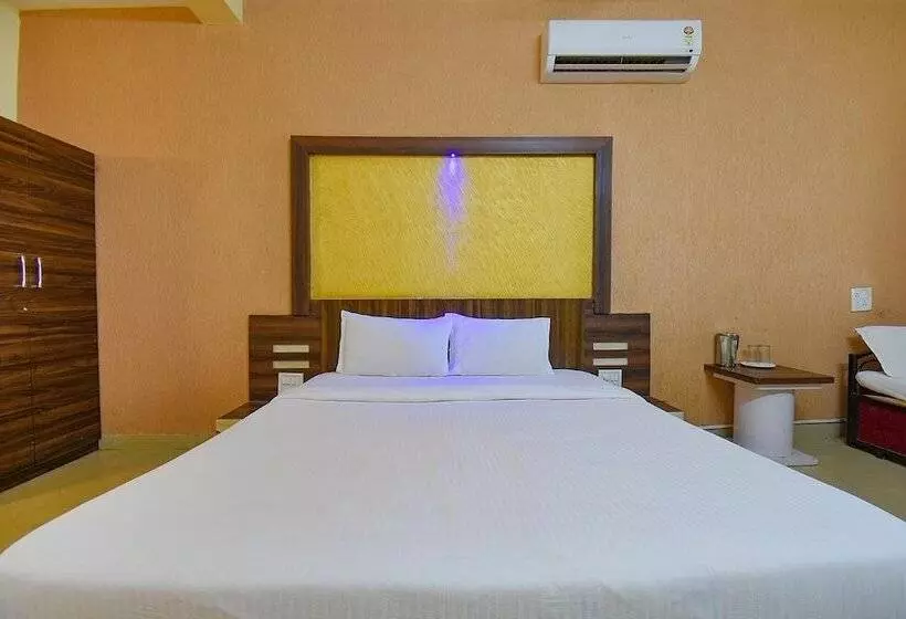 Shivneri Motels