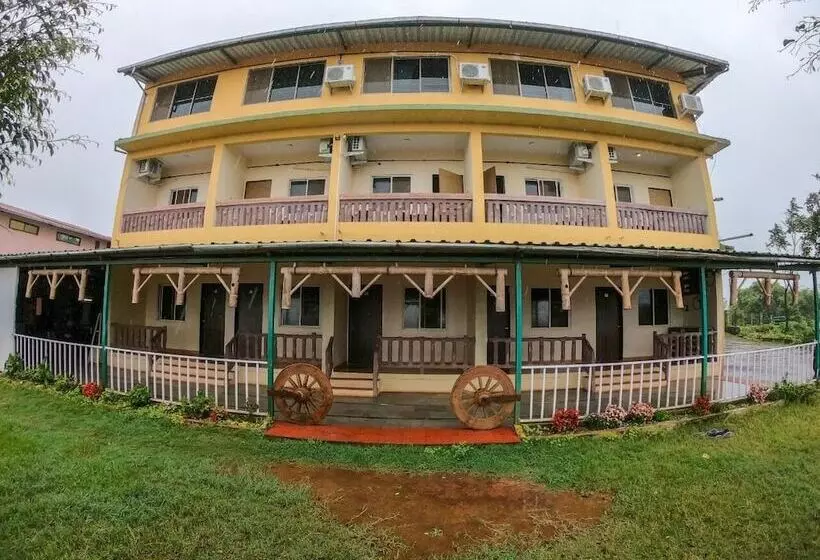 Shivneri Motels