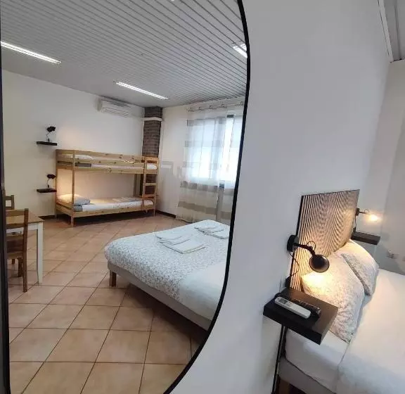 هاستل Cascina Bellaria