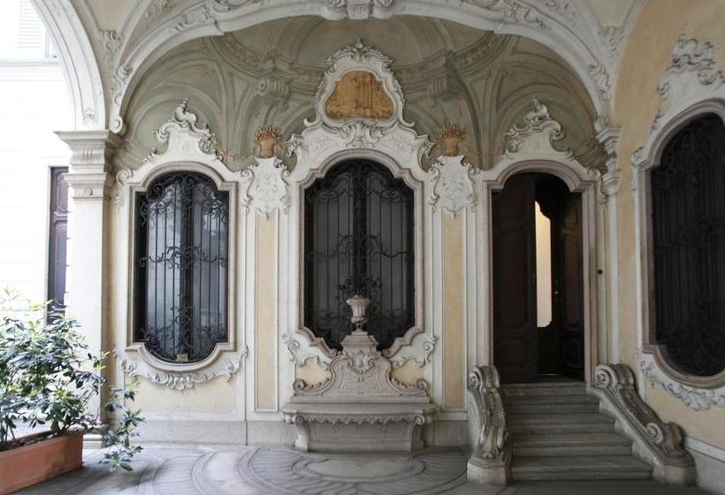 B&b Bonaparte Suites