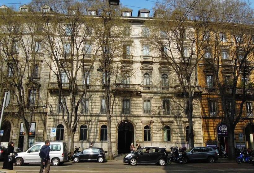 B&b Bonaparte Suites