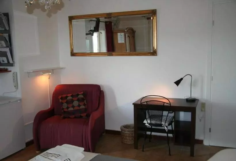 B&b Maggiora 131