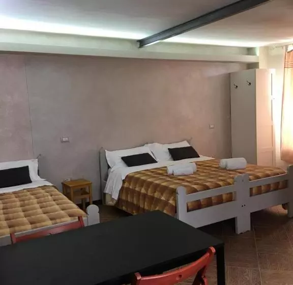 ベッドアンドブレックファースト Bb Masotte