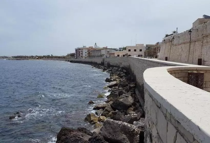 Aamiaismajoitus (B&B) Centro Storico Suites Giovinazzo