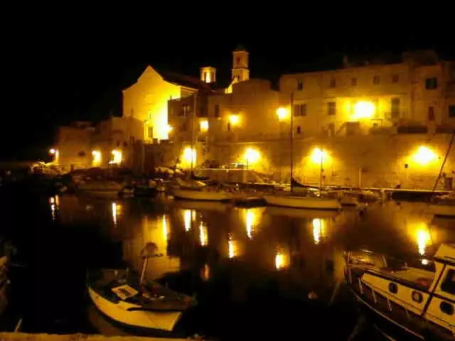 Aamiaismajoitus (B&B) Centro Storico Suites Giovinazzo