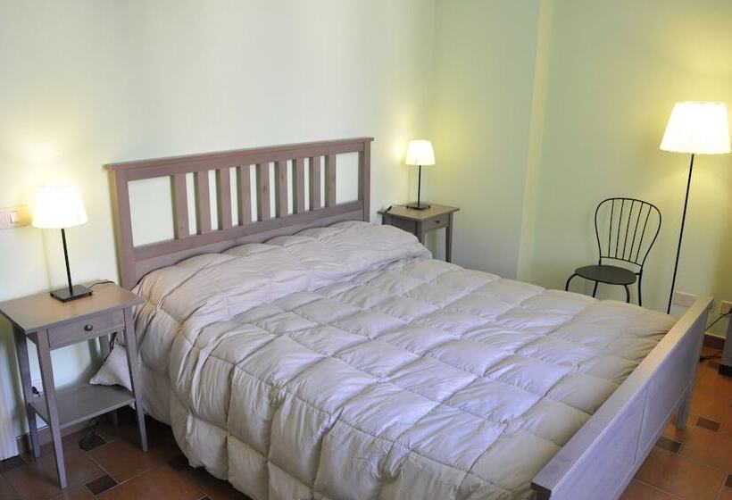 تختخواب و صبحانه La Darsena