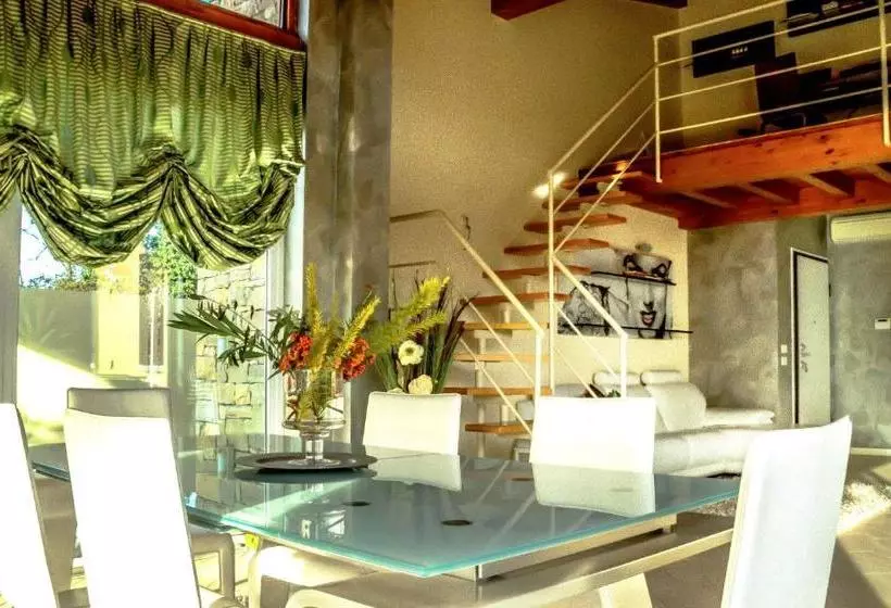 Aamiaismajoitus (B&B) La Gemma Sul Lago