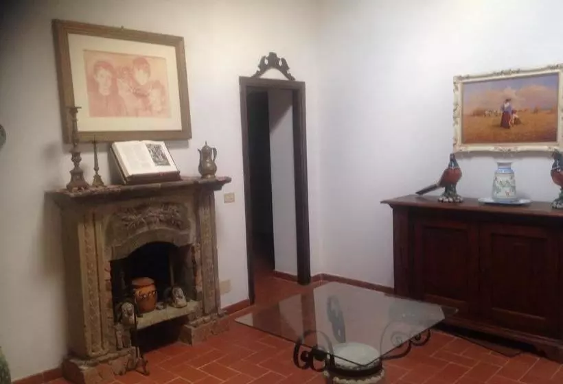 Aamiaismajoitus (B&B) Residenza Santa Maria In Borraccia