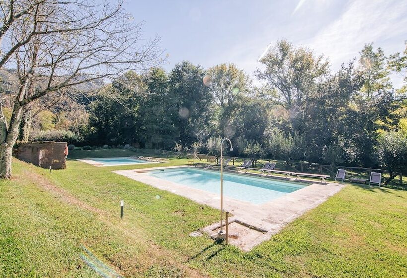 تختخواب و صبحانه Villa La Bianca