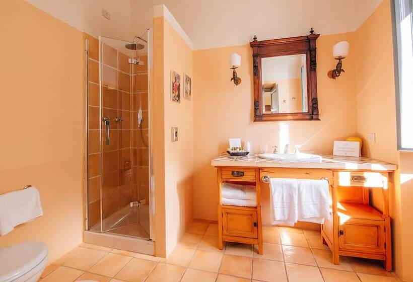 تختخواب و صبحانه Villa La Bianca