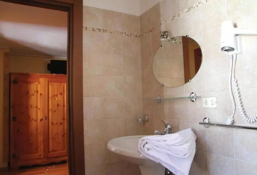 Hotelli Albergo Herbetet