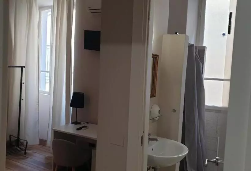 هتل Albergo La Svolta