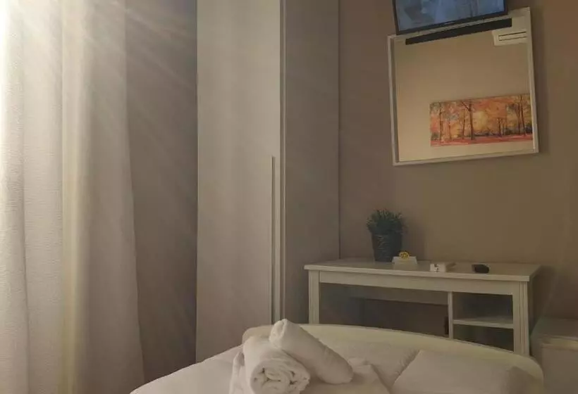 هتل Albergo La Svolta