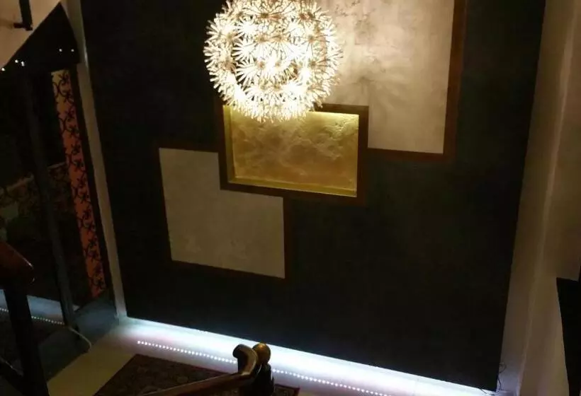 هتل Albergo La Svolta