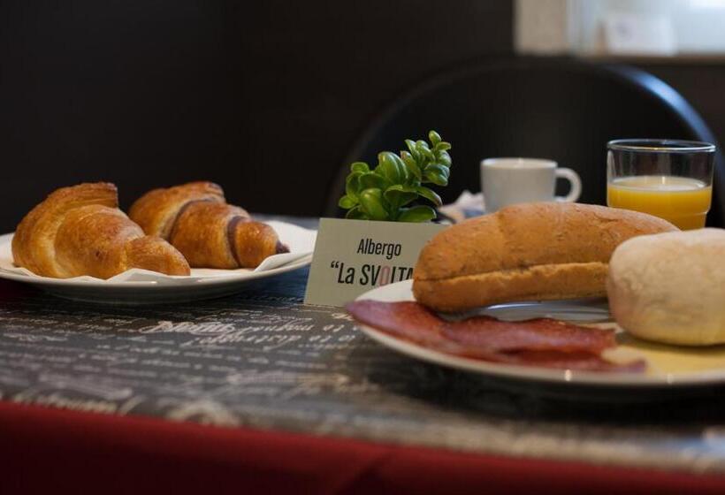 هتل Albergo La Svolta