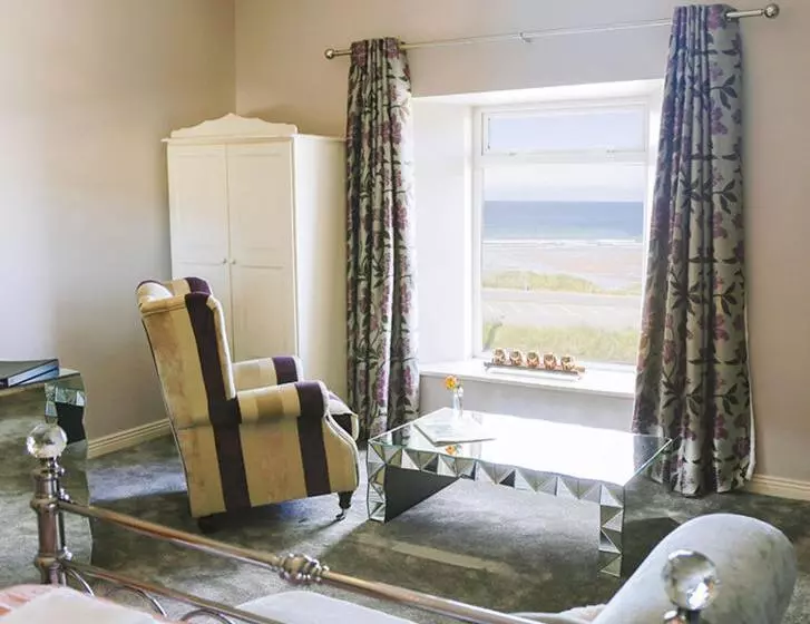 ホテル Coast Lodge