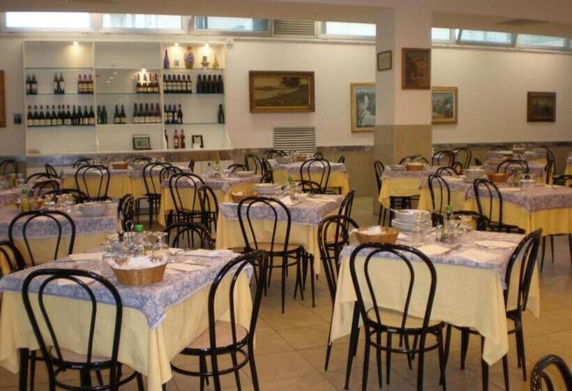 酒店 Concordia Palace