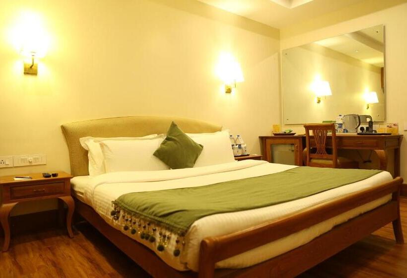 Hill Palace Hotel & Spa