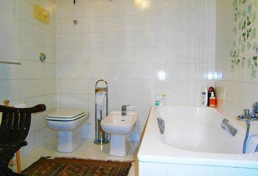 Bed and Breakfast Villa Leonati