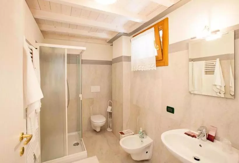 Aamiaismajoitus (B&B) Agriturismo Crocerone