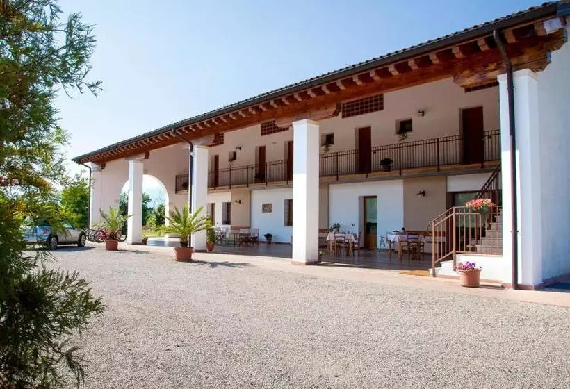 Aamiaismajoitus (B&B) Agriturismo Crocerone