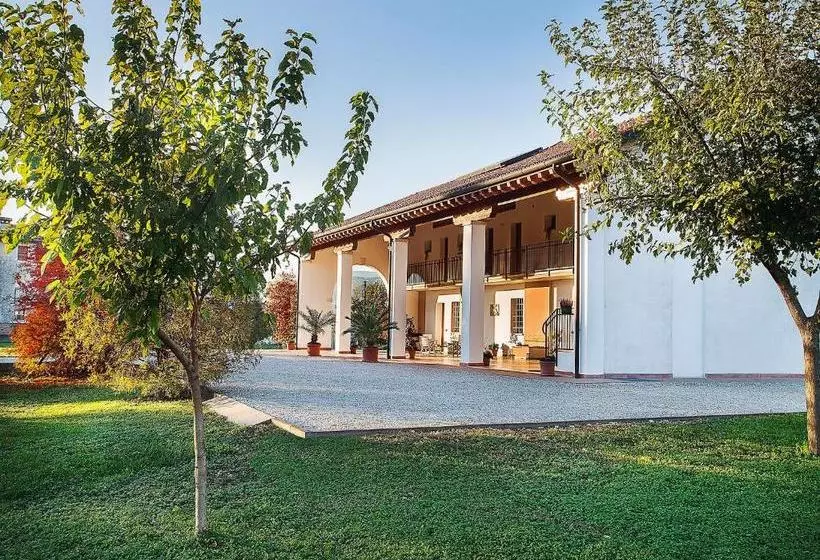 Aamiaismajoitus (B&B) Agriturismo Crocerone