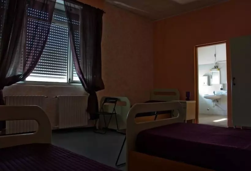 Aamiaismajoitus (B&B) Raggio Di Sole   Casa Per Ferie