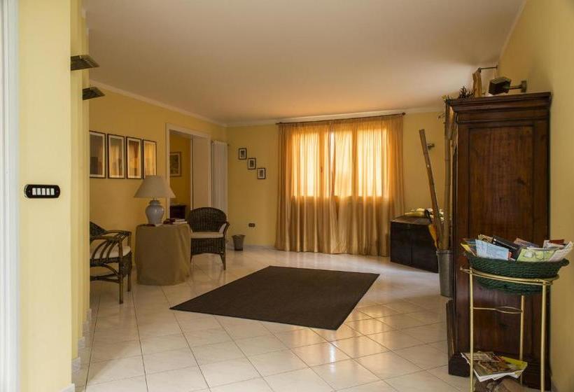 Aamiaismajoitus (B&B) Casale Simbeni