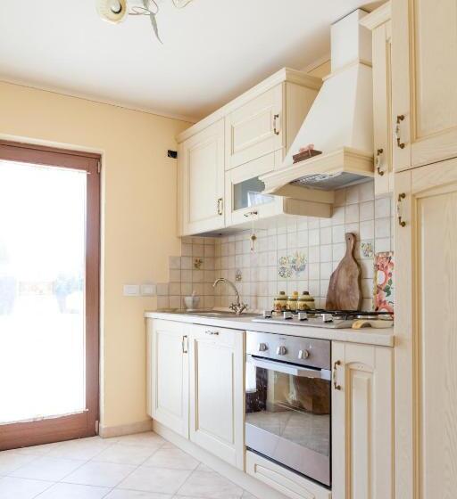 تختخواب و صبحانه Dolce Sosta