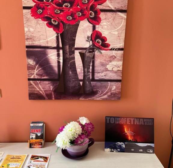 住宿加早餐  The Artists