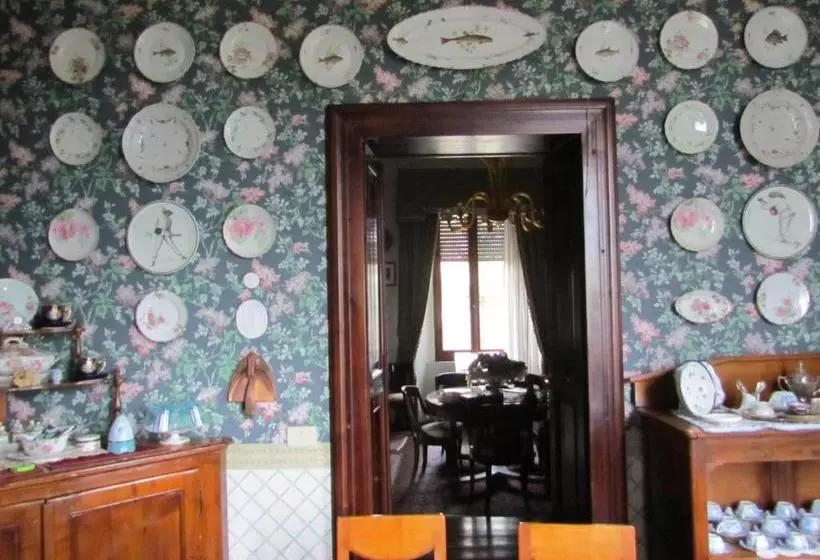 Villa Maria Bed & Breakfast, Corridonia, Marche