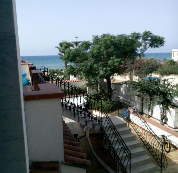 تختخواب و صبحانه Villa Maricla