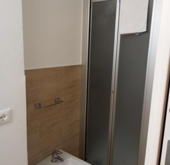 تختخواب و صبحانه Villa Maricla