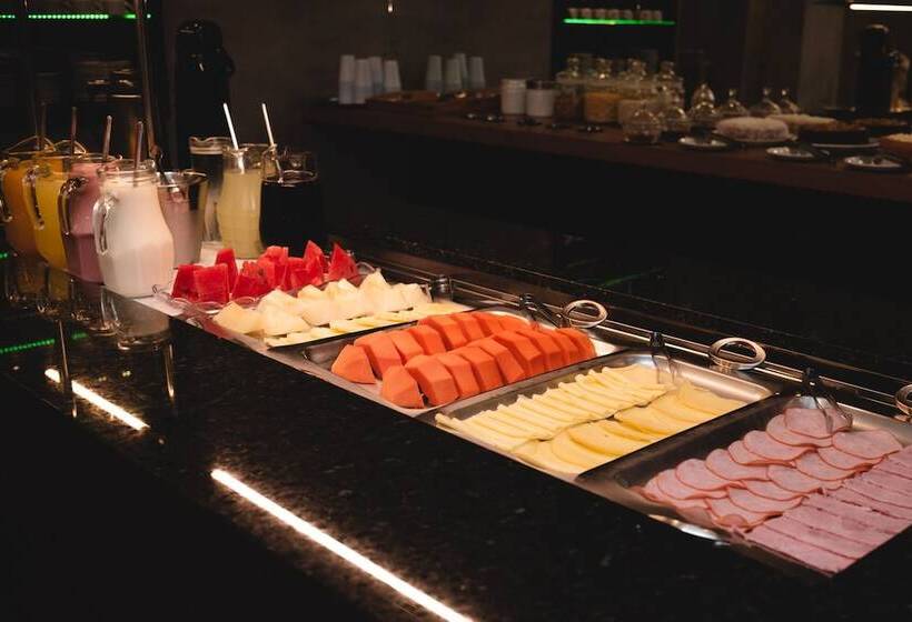 هتل Geneviee Palace