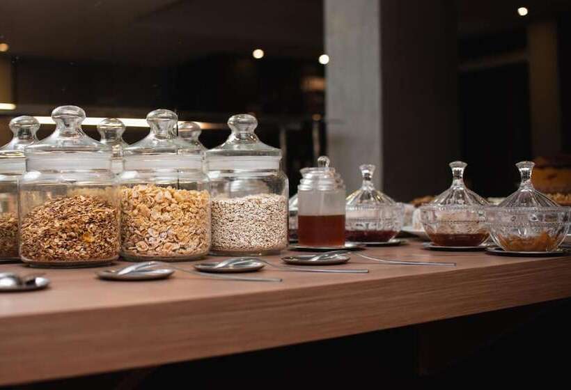 هتل Geneviee Palace