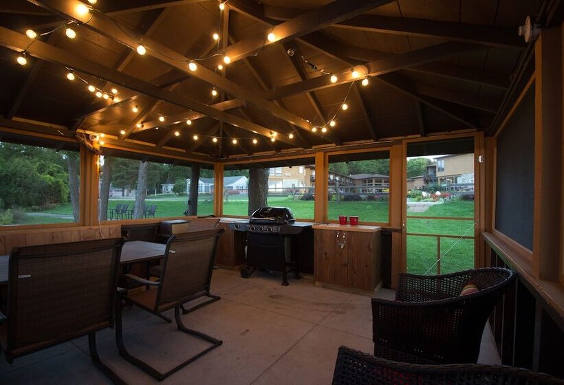 ホテル Pine Grove Resort