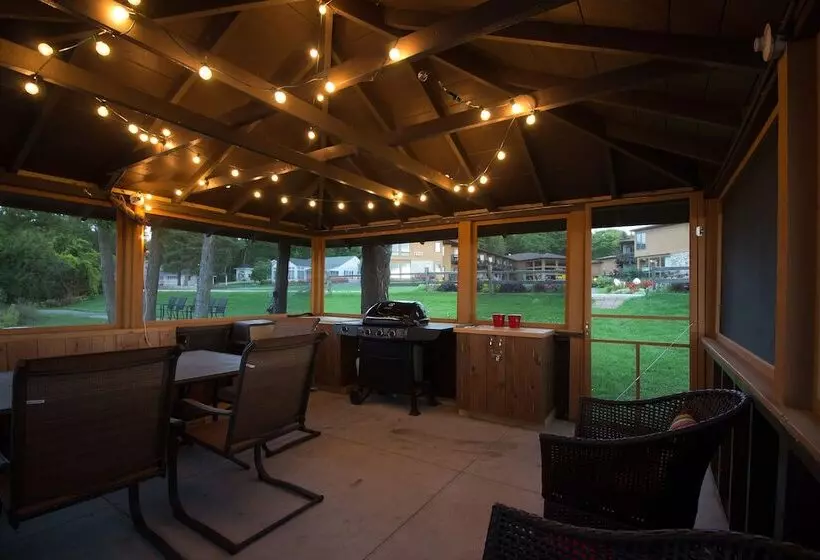 ホテル Pine Grove Resort