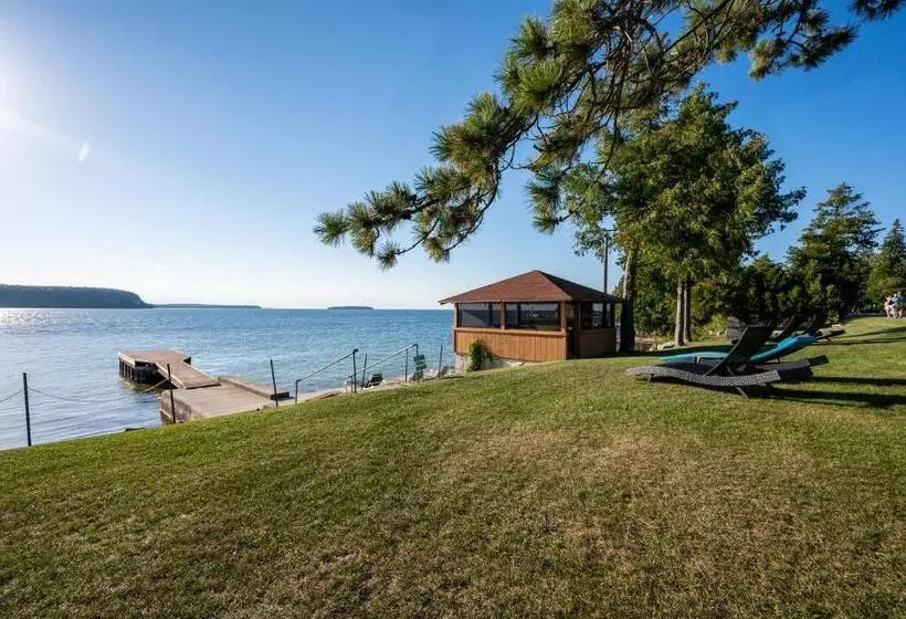 ホテル Pine Grove Resort