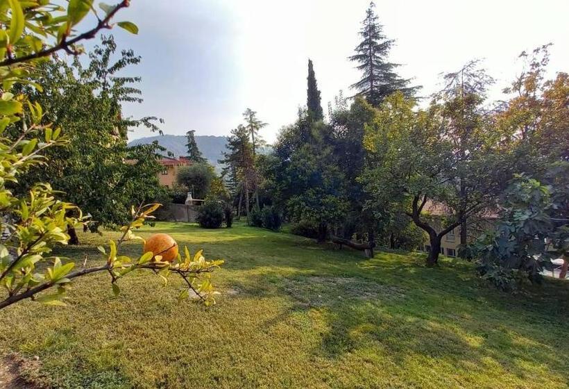 הוסטל Residence Delle Tre Corone