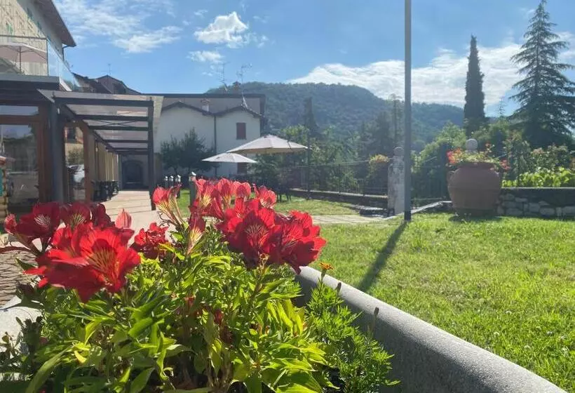 Retkeilymaja Residence Delle Tre Corone