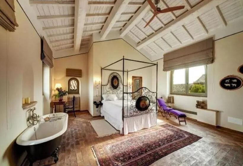 Aamiaismajoitus (B&B) Corte Della Maesta Antica Residenza