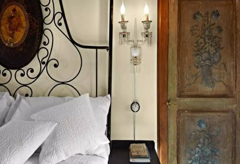 Aamiaismajoitus (B&B) Corte Della Maesta Antica Residenza